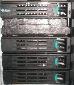 �T�[�o�ɂ�����HDD�̔z�u